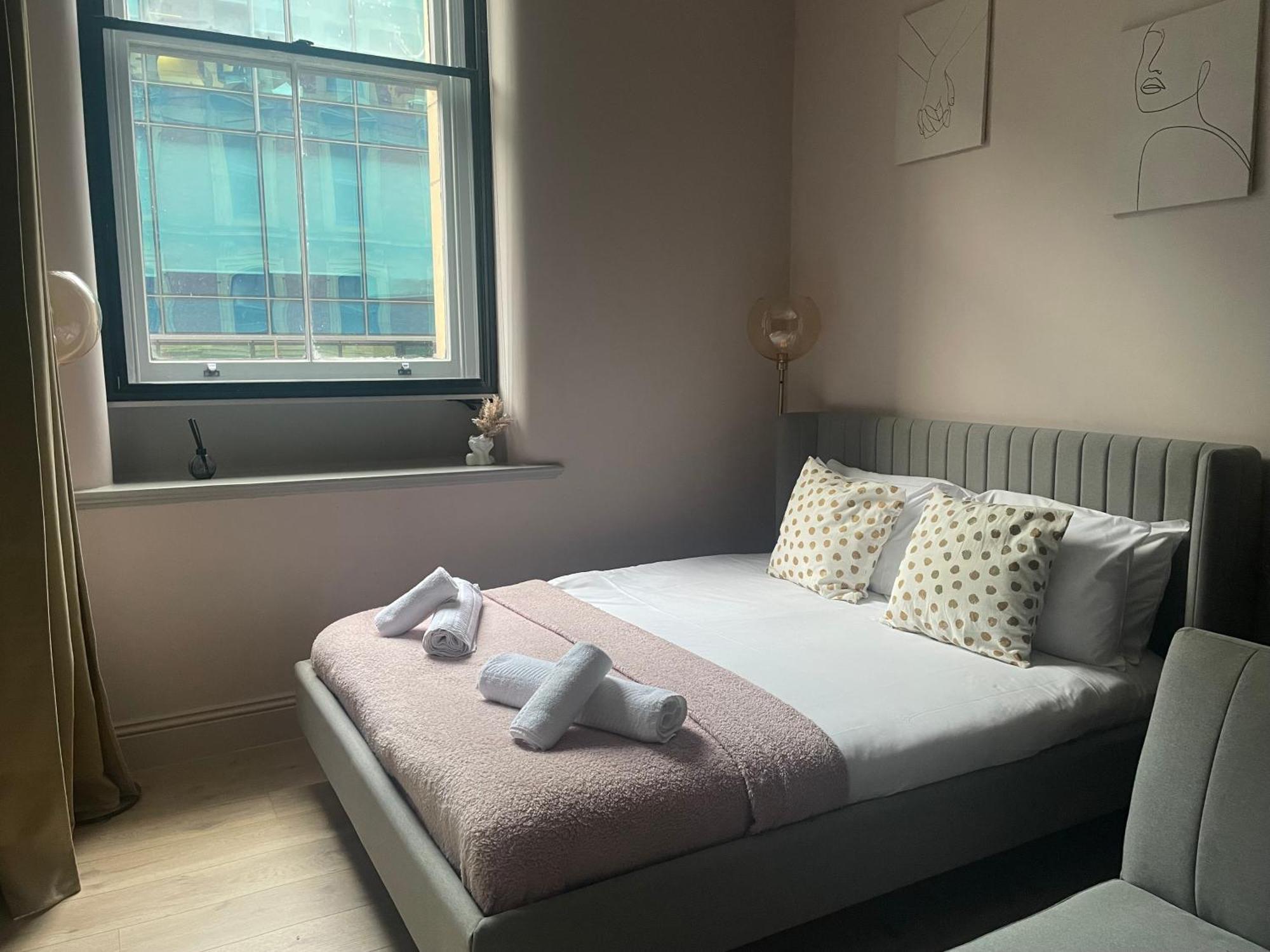 Stunning 2 Bed Apartment In Greater Manchester Extérieur photo
